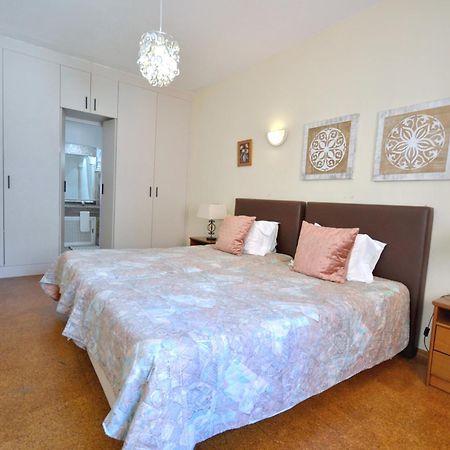 Walking Distance To The Centre - Snooker Table - Private Pool - 5 Bedrooms 쿼테이라 외부 사진